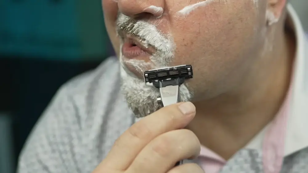 Phillips OneBlade VS Cartridge Razor VS Safety Razor | Ohio Shaves